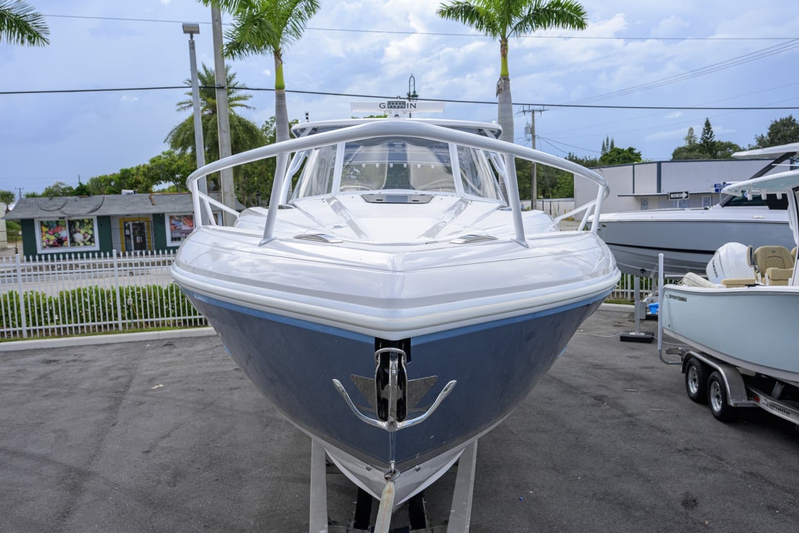 2022 Intrepid 409 Valor