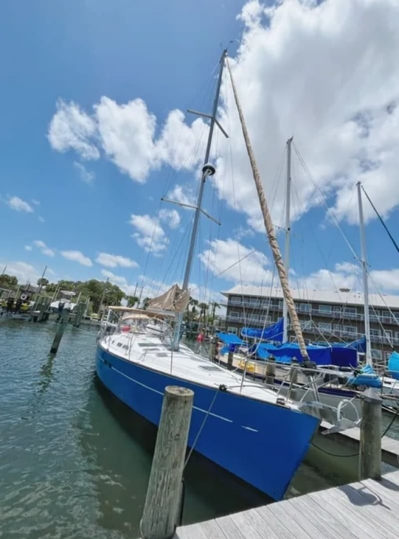 2005 Beneteau 423