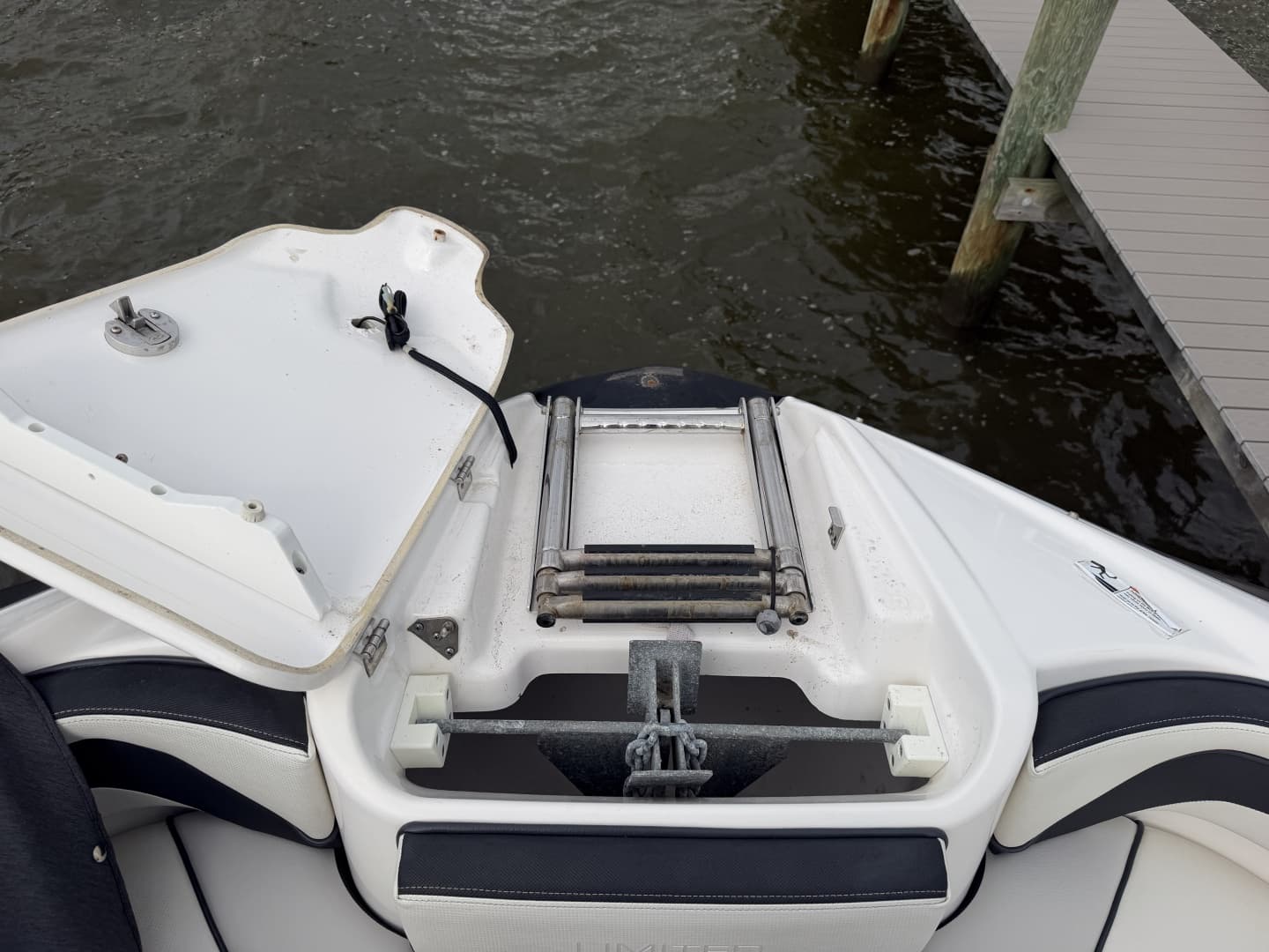 2020 Yamaha Boats 242 Limited S E-Series