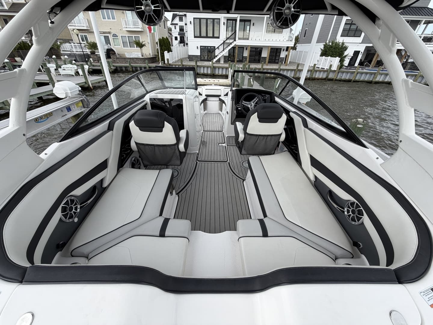 2020 Yamaha Boats 242 Limited S E-Series