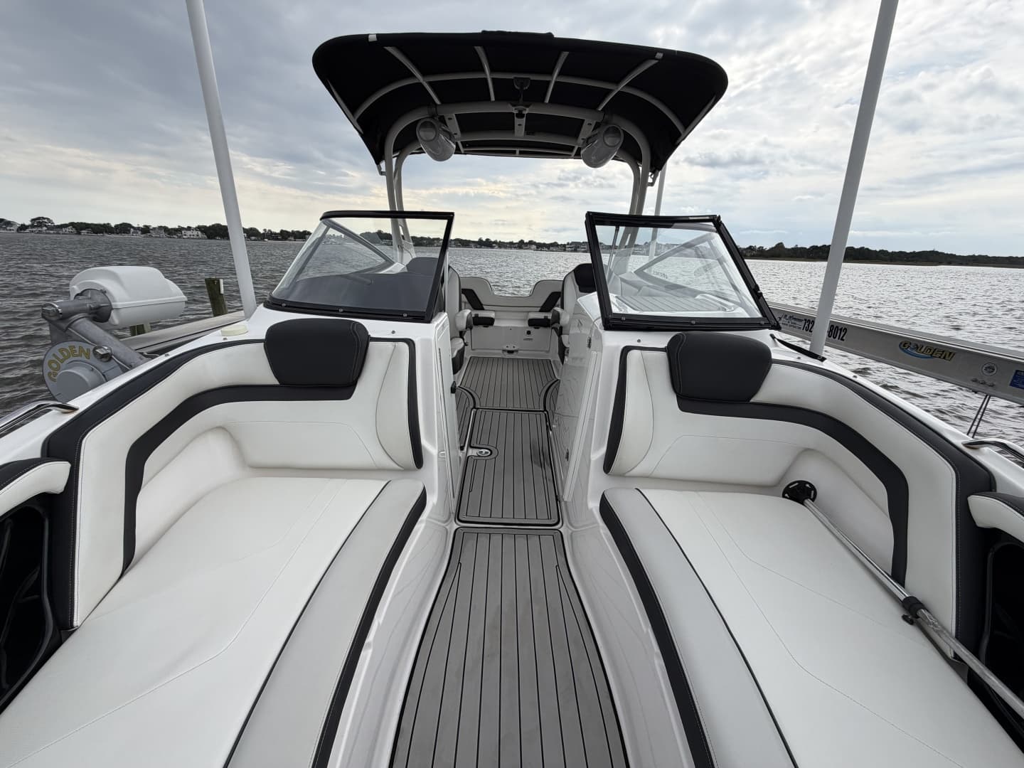 2020 Yamaha Boats 242 Limited S E-Series