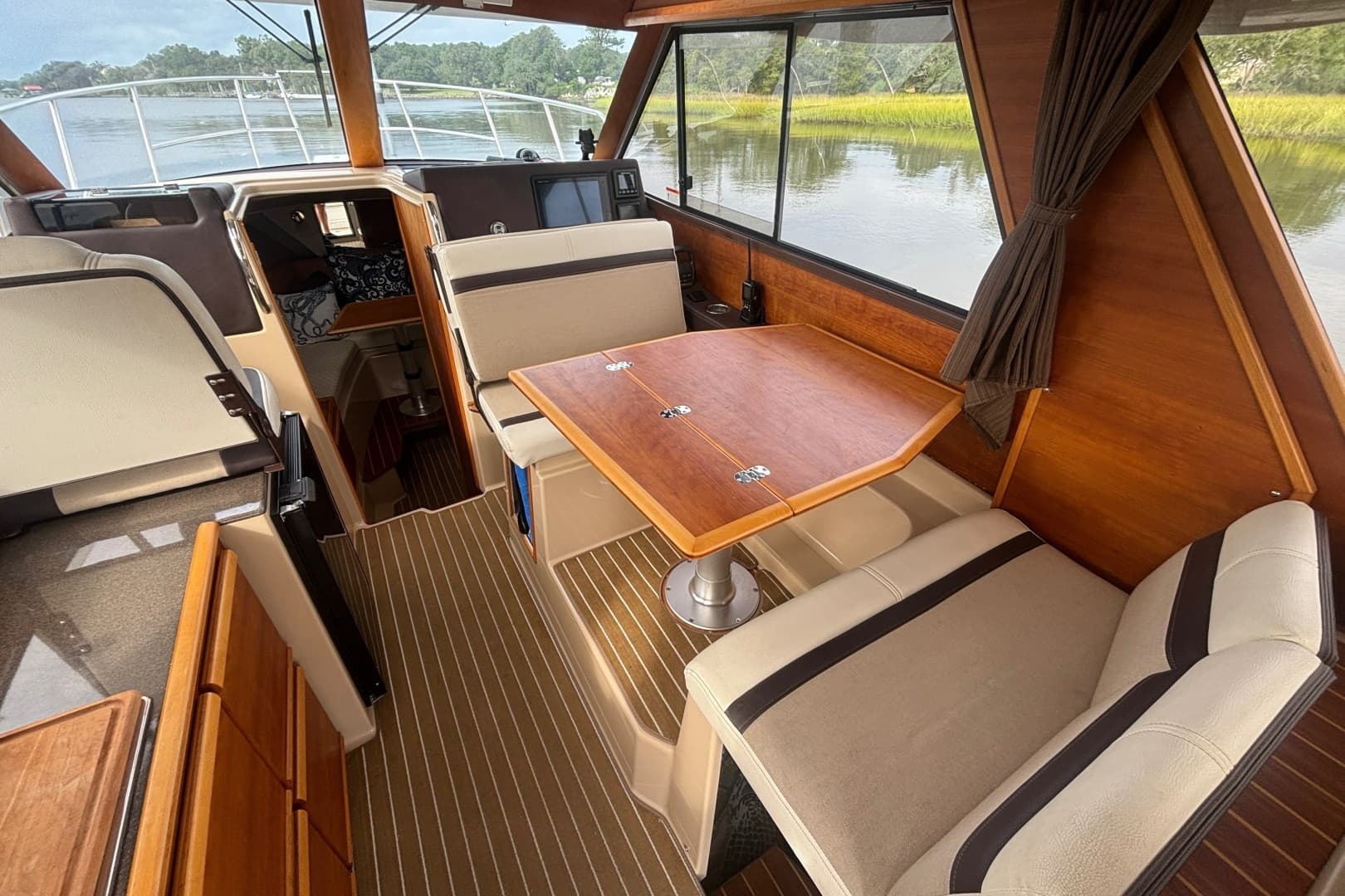 2016 Cutwater C-28 LE
