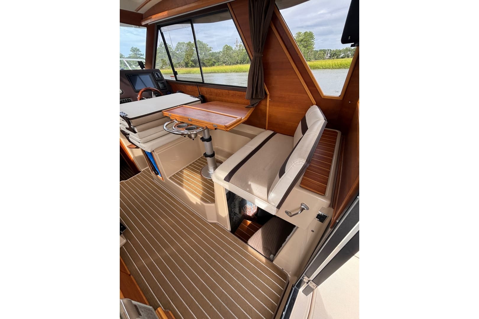 2016 Cutwater C-28 LE