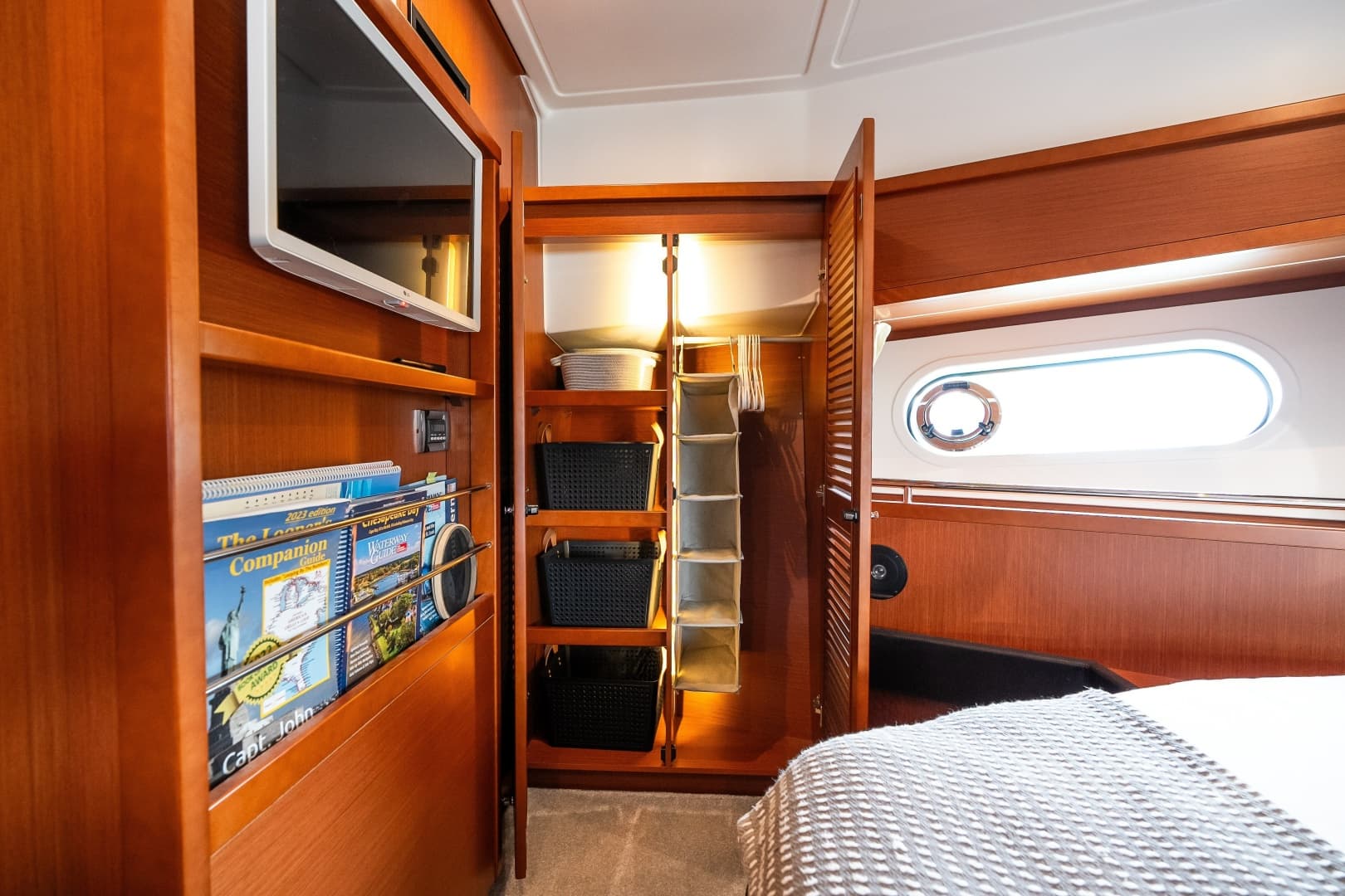 2020 Beneteau Swift Trawler 50