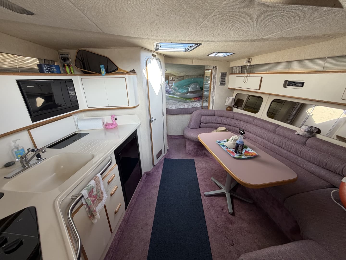 1993 Sea Ray 370 Express Cruiser