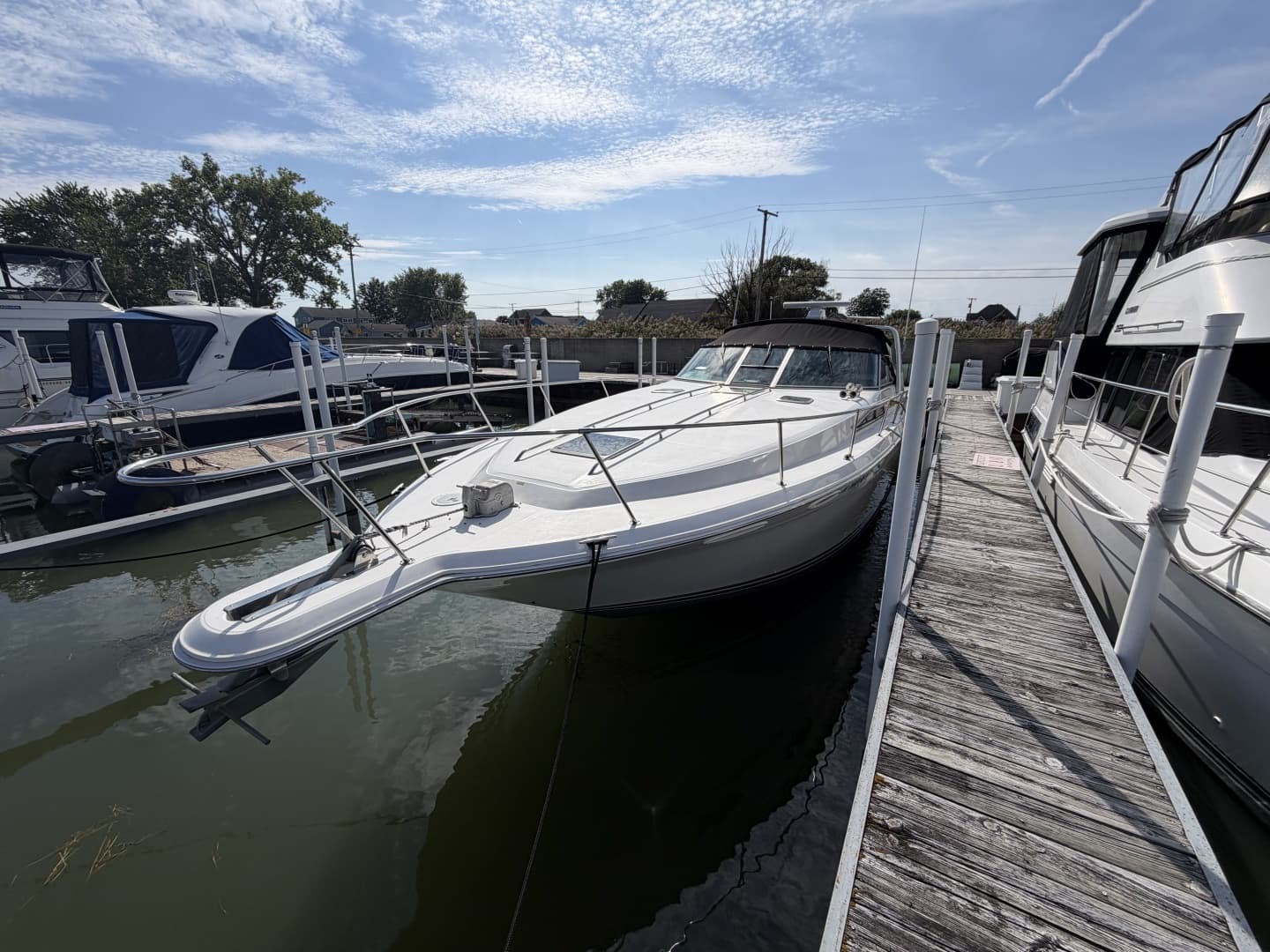1993 Sea Ray 370 Express Cruiser