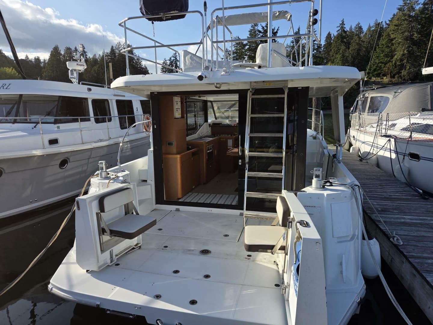 Open transom showing built-in seating
