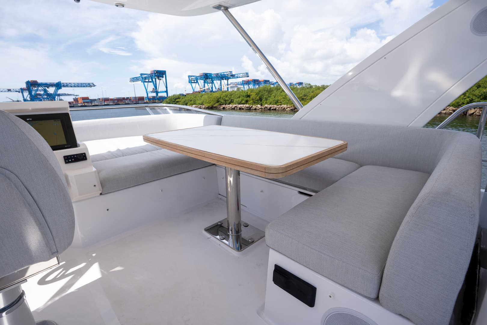2025 Azimut FLY 50