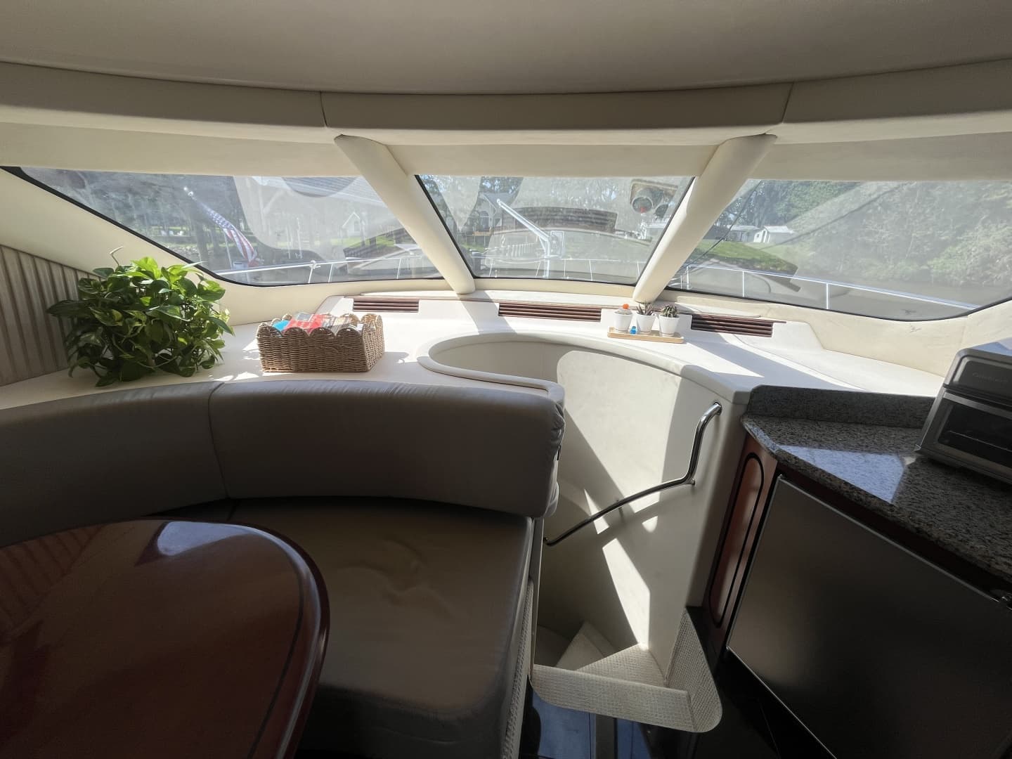 2006 Sea Ray 58 Sedan Bridge