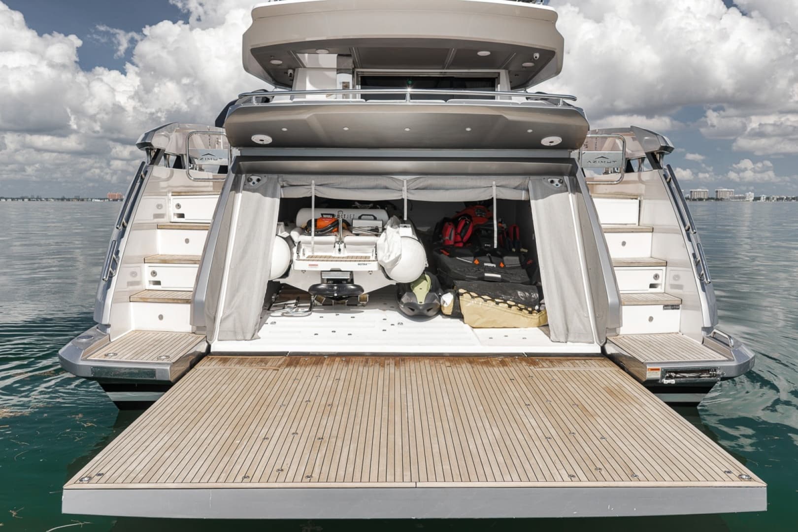 2024 Azimut S8