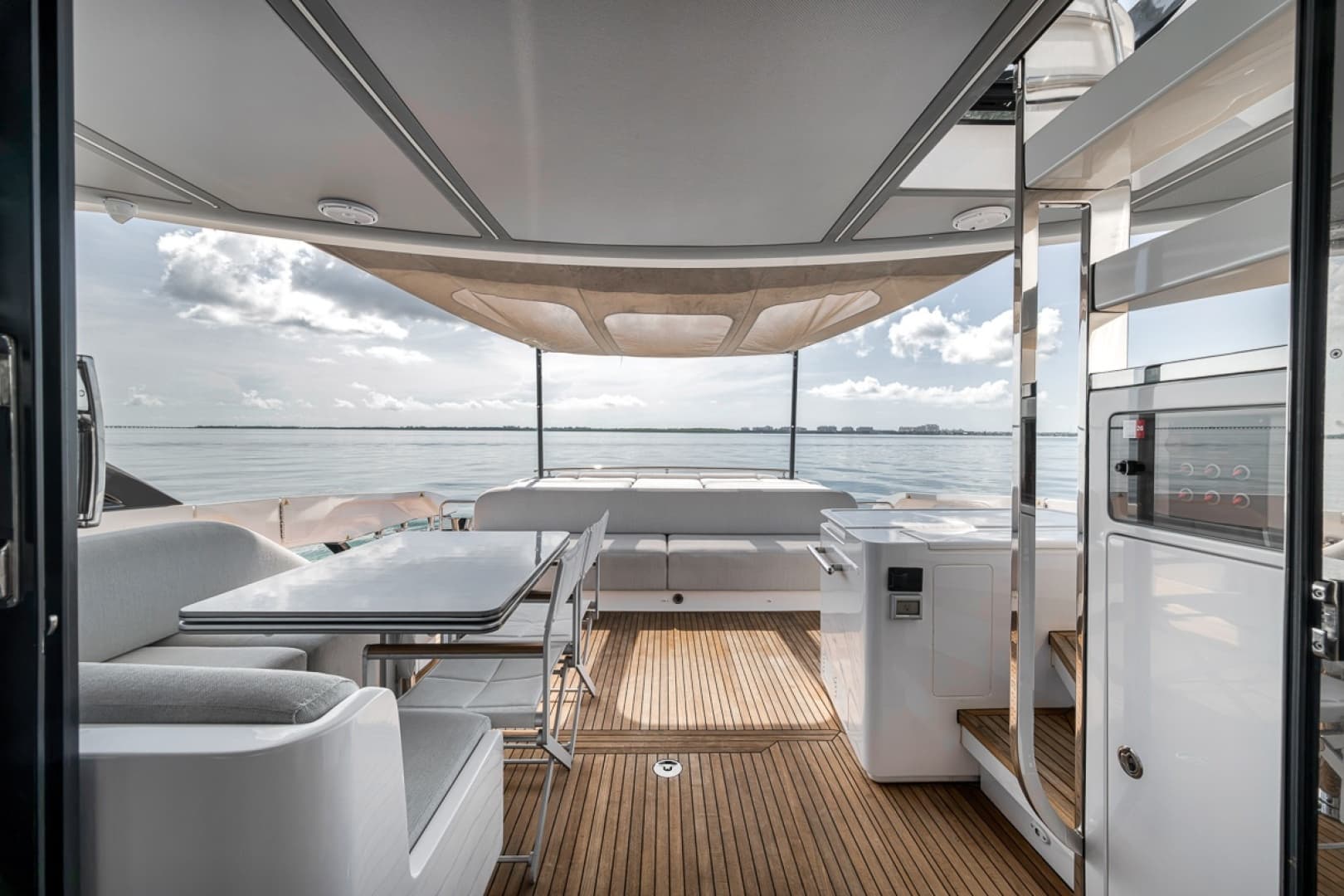 2024 Azimut S8
