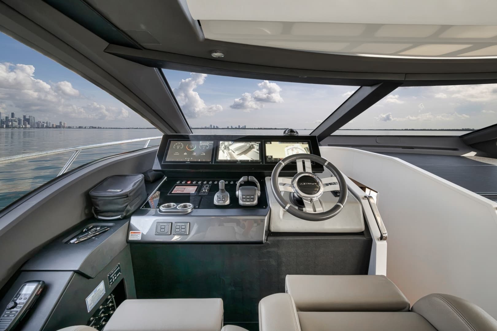 2024 Azimut S8