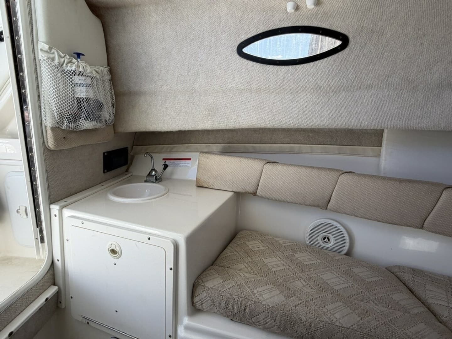 2008 Seaswirl Striper 2301 Walkaround I/O