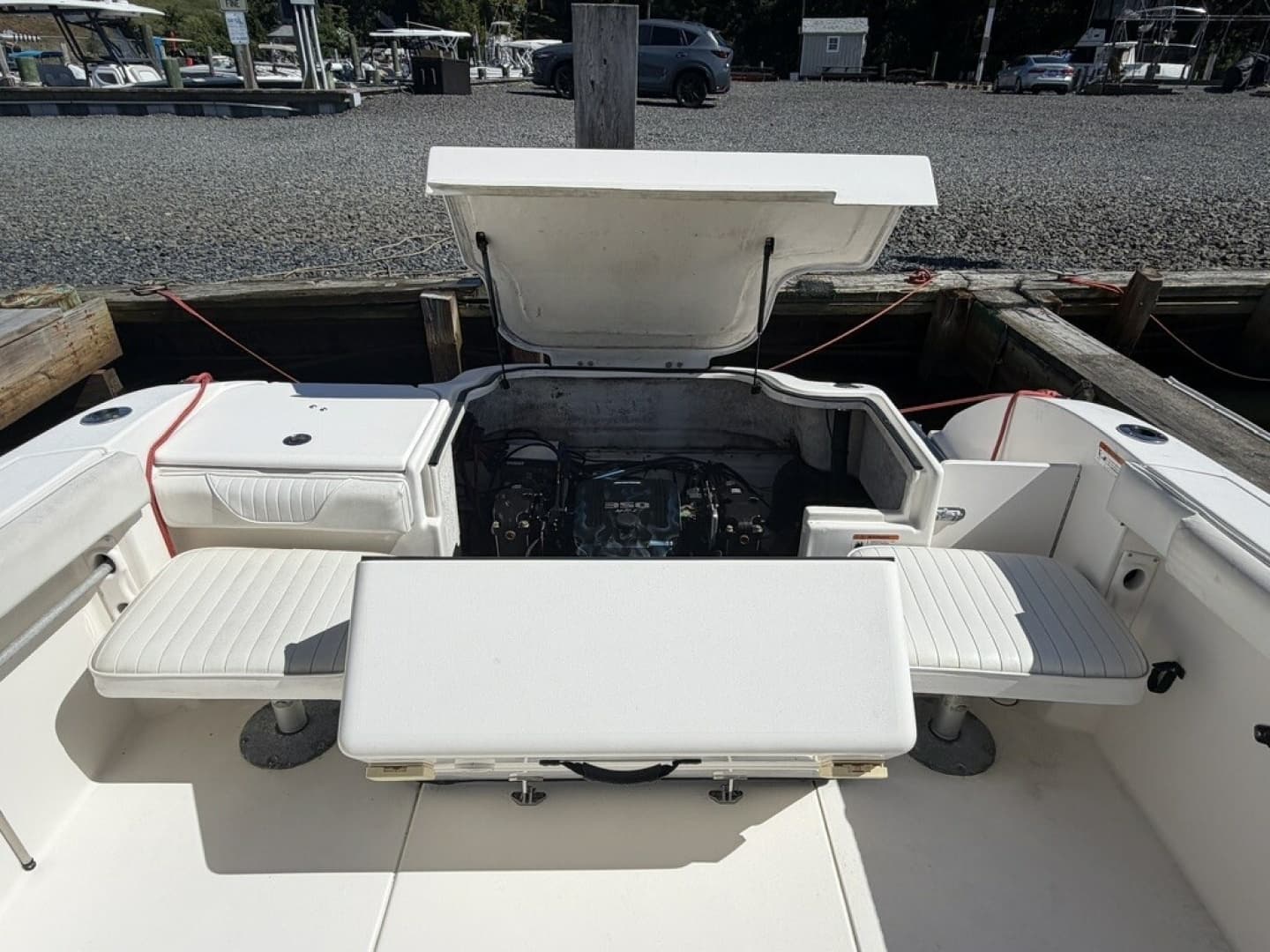 2008 Seaswirl Striper 2301 Walkaround I/O