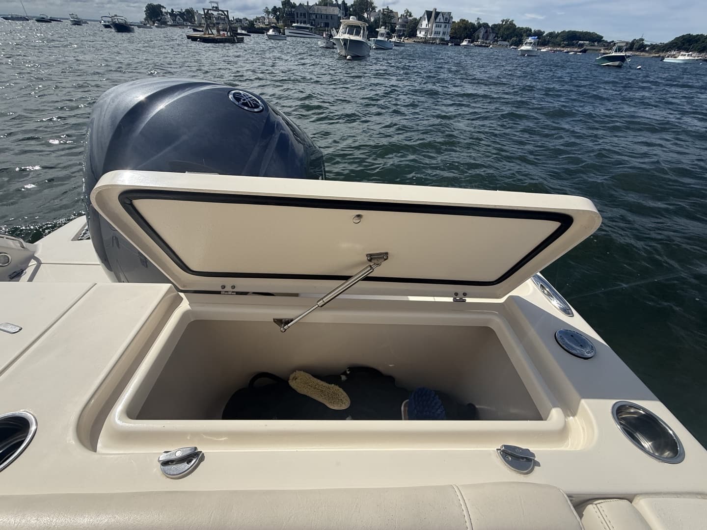2018 Grady-White 235 Freedom