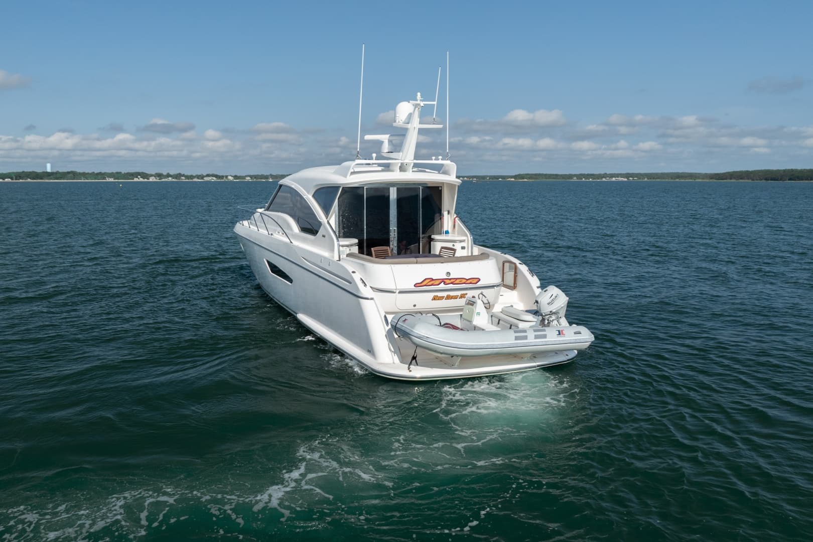 2009 Tiara Yachts 5800 Sovran
