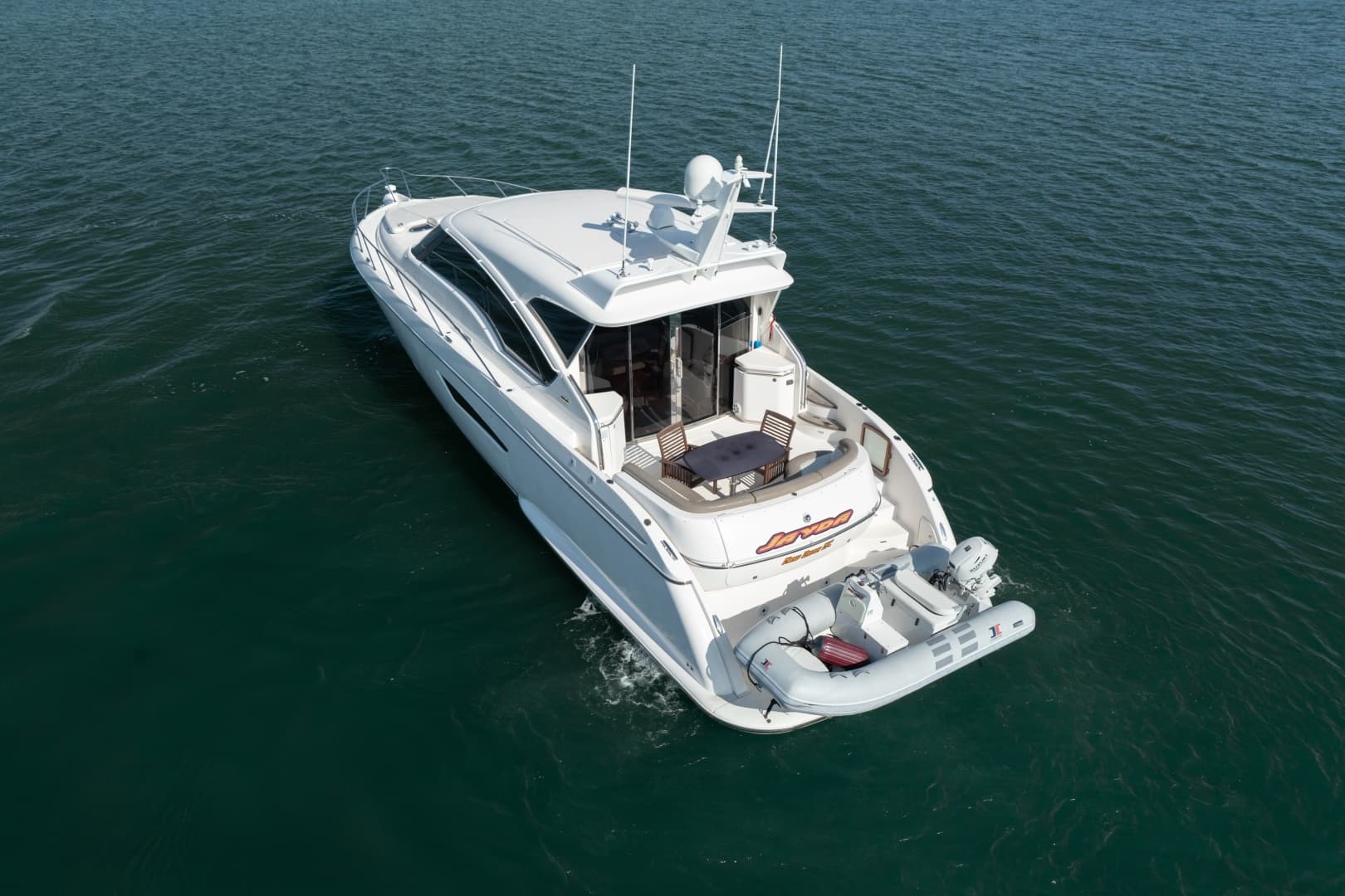 2009 Tiara Yachts 5800 Sovran