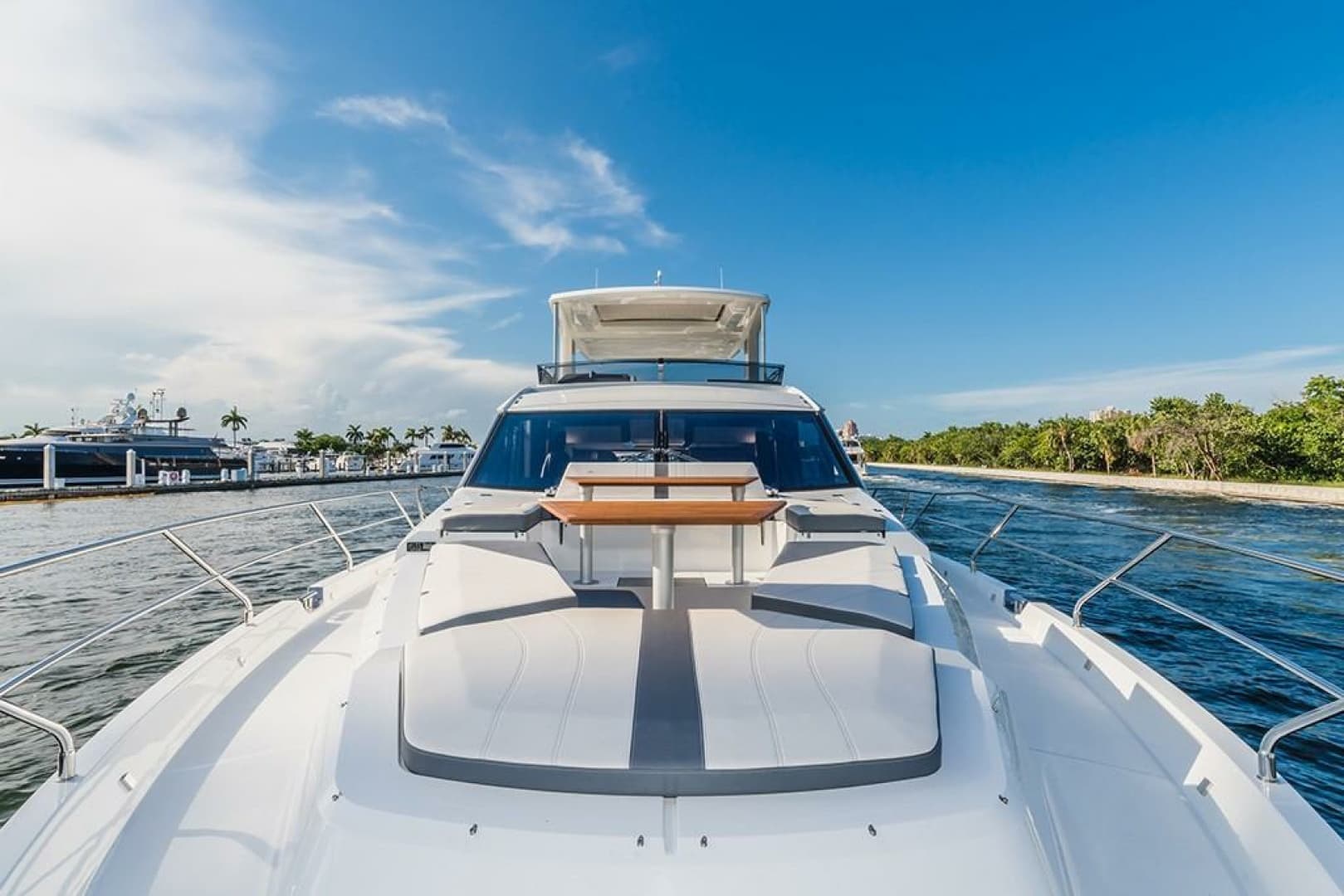 2025 Galeon 680 FLY