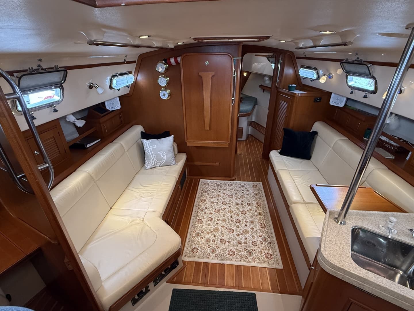 2005 Island Packet 370
