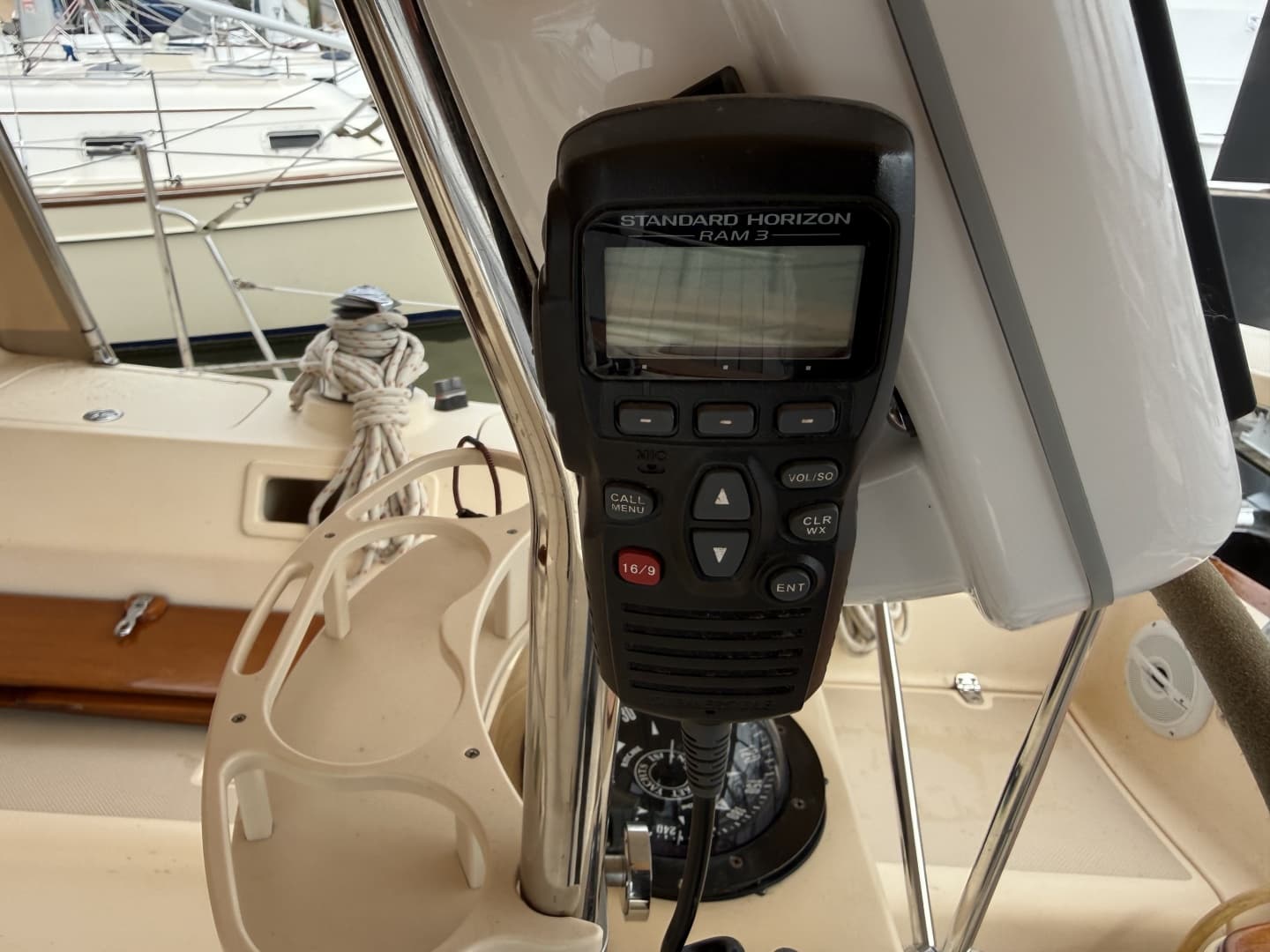 2005 Island Packet 370
