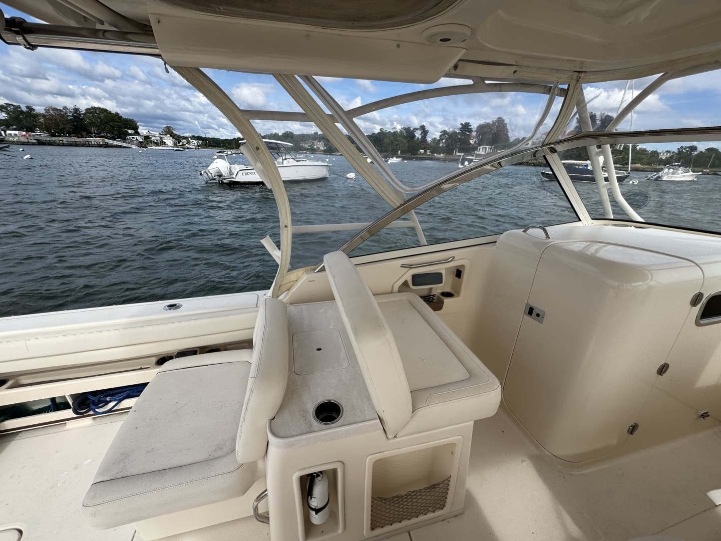 2017 Grady-White Freedom 307