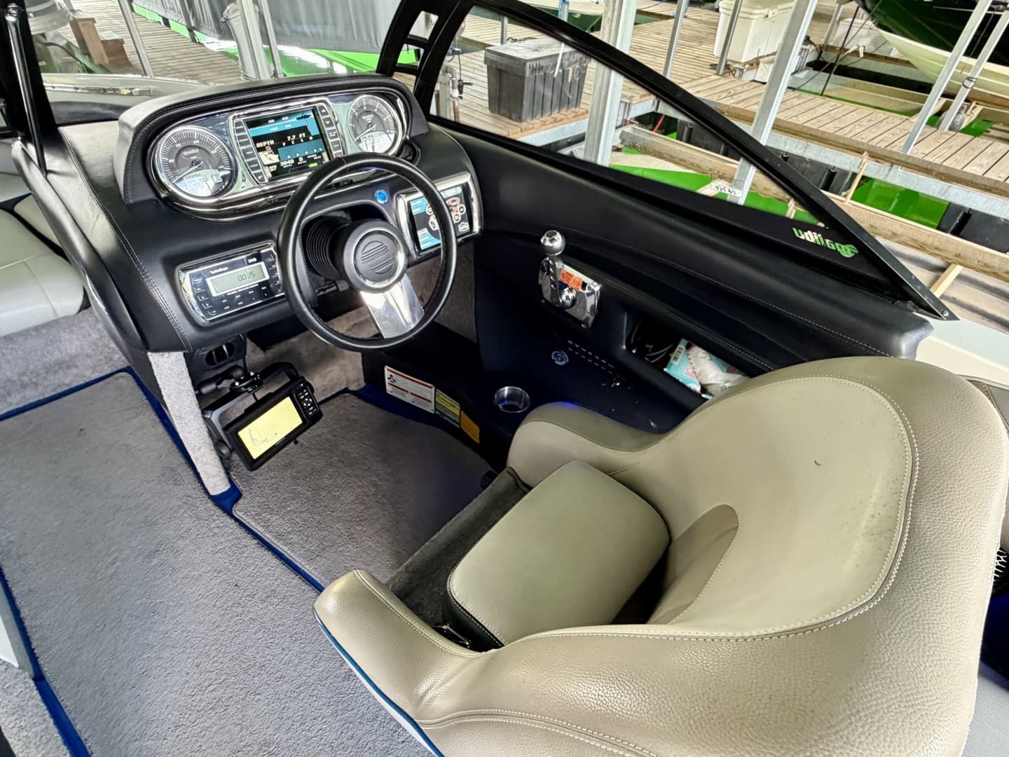 2011 Malibu Wakesetter 247 LSV