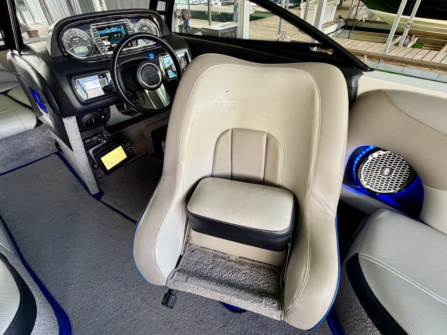 2011 Malibu Wakesetter 247 LSV