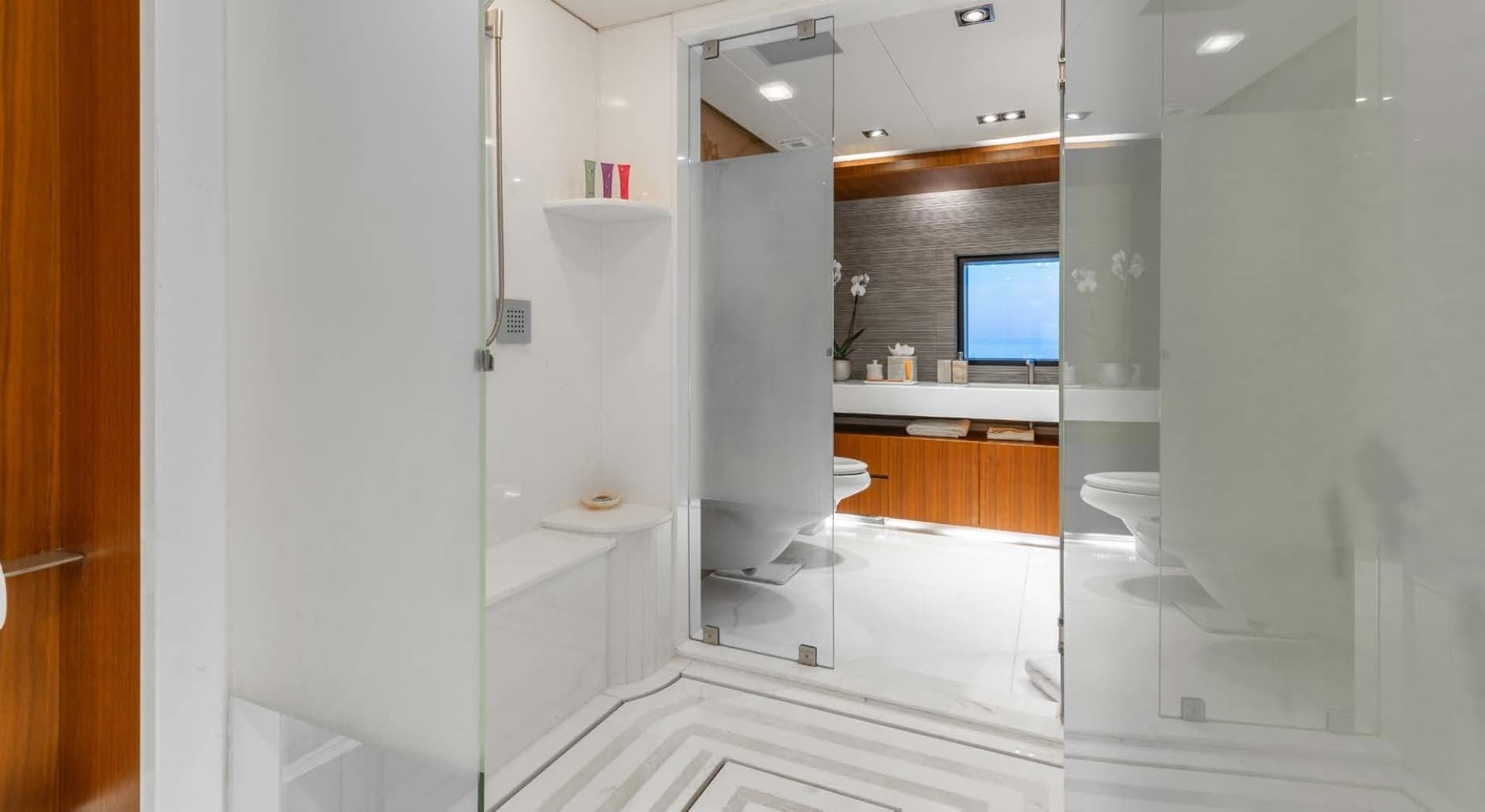 2012 Trinity Yachts Tri-Deck