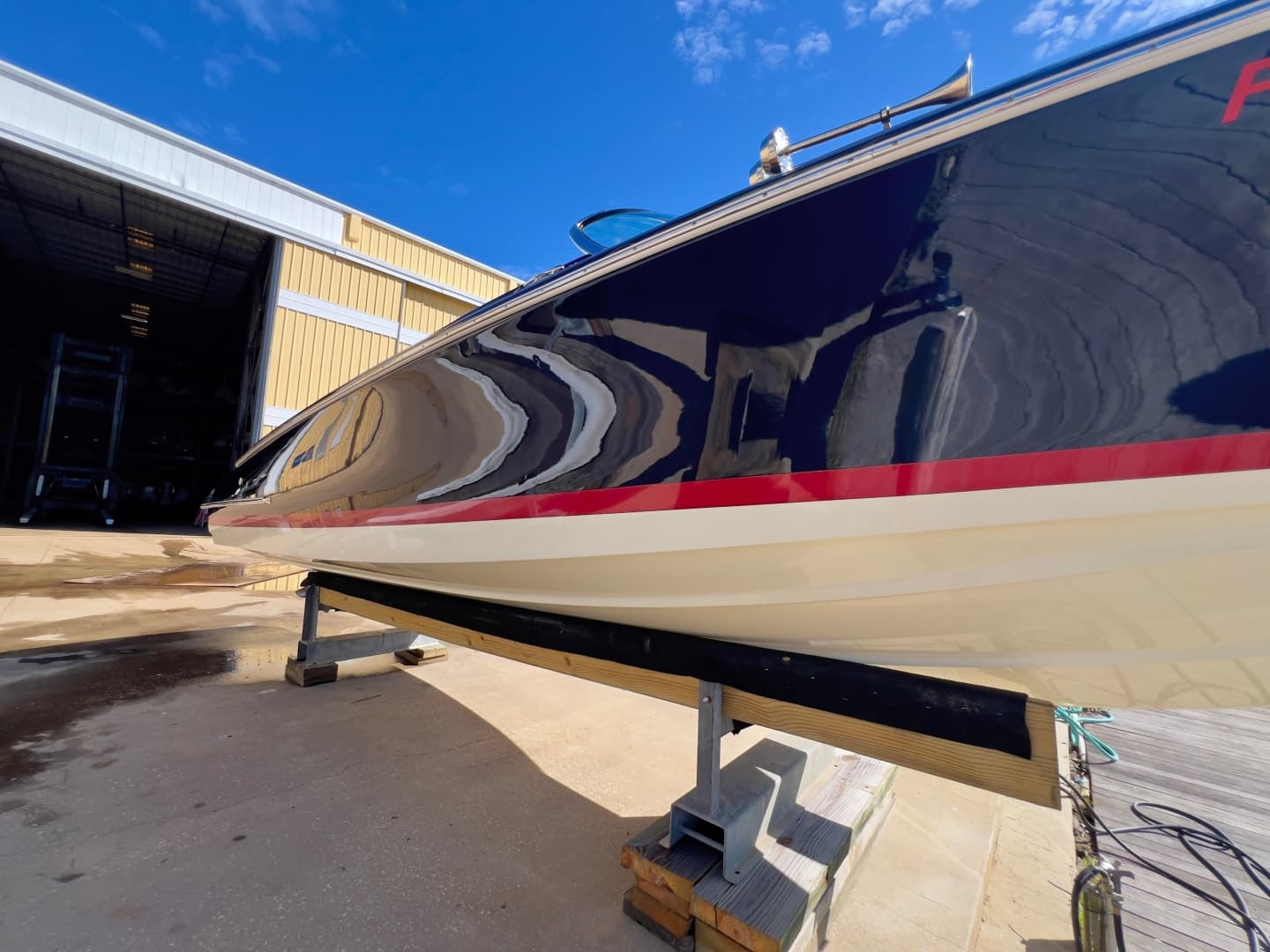 2020 Chris-Craft Launch 27