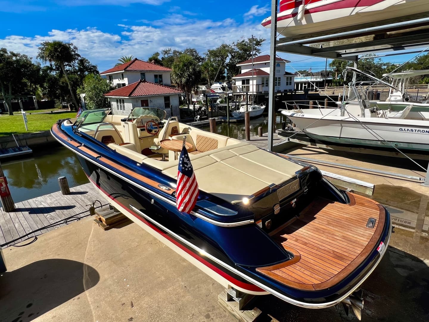 2020 Chris-Craft Launch 27