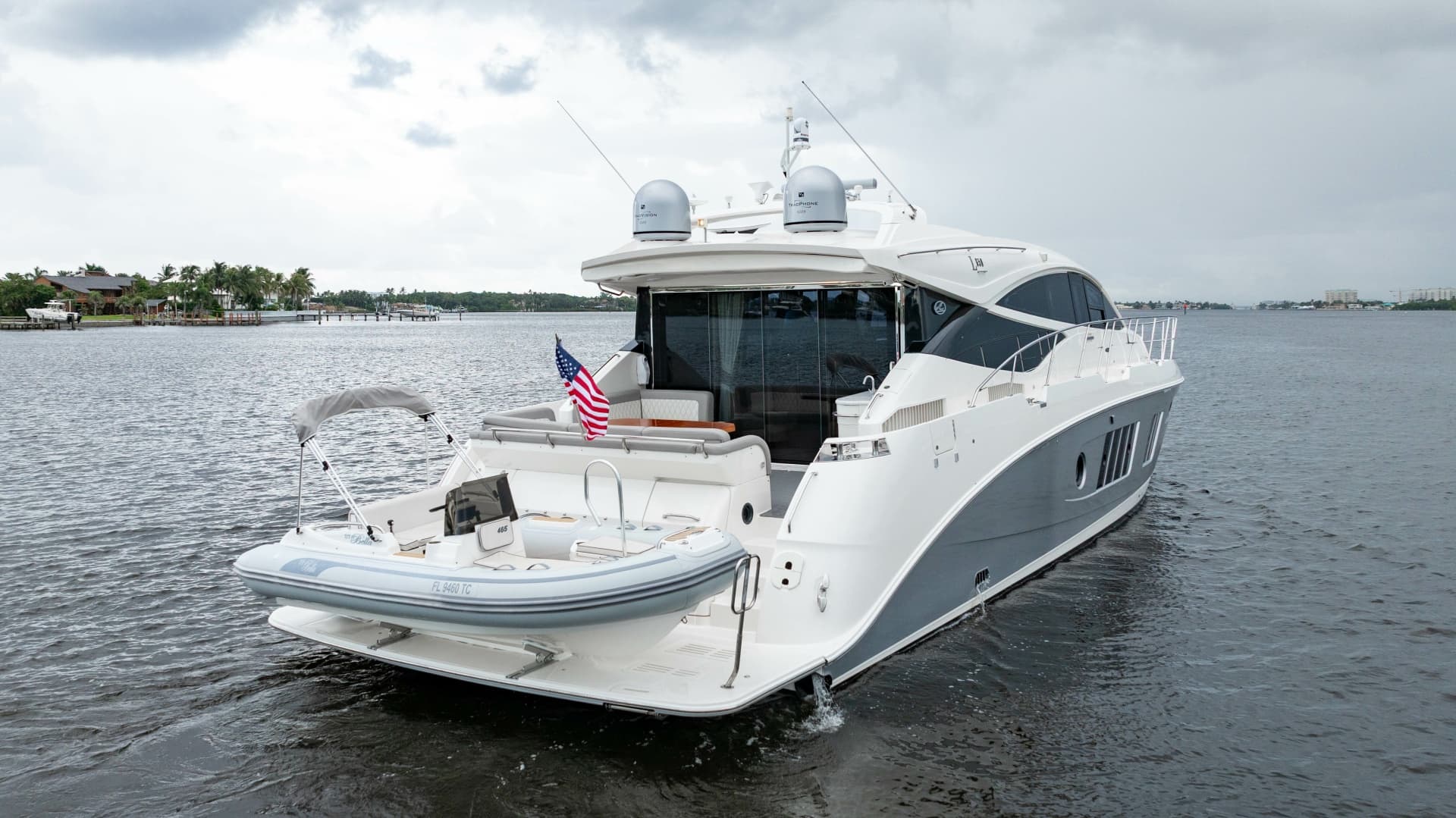 2017 Sea Ray L65