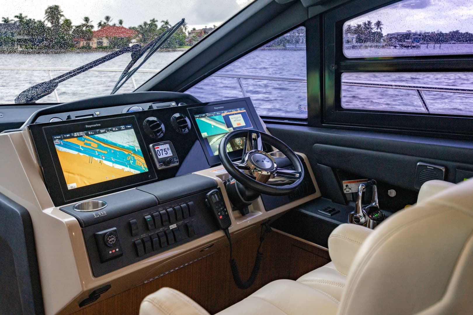 2017 Sea Ray L65