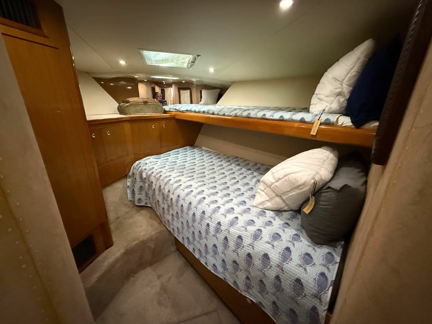 2002 Viking 52 Convertible