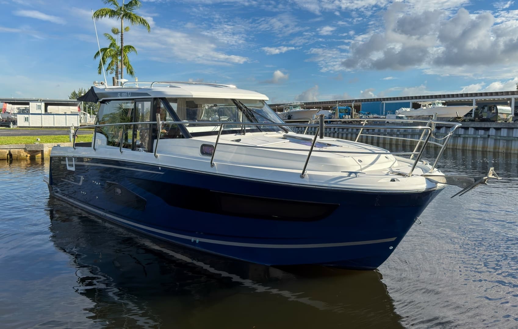 2022 Jeanneau NC 1095 Coupe