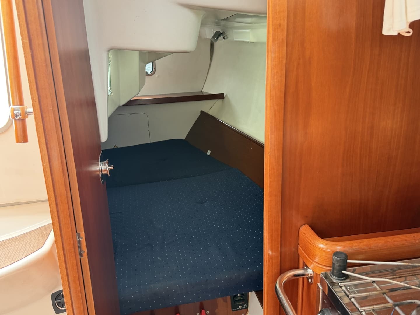 2004 Beneteau 