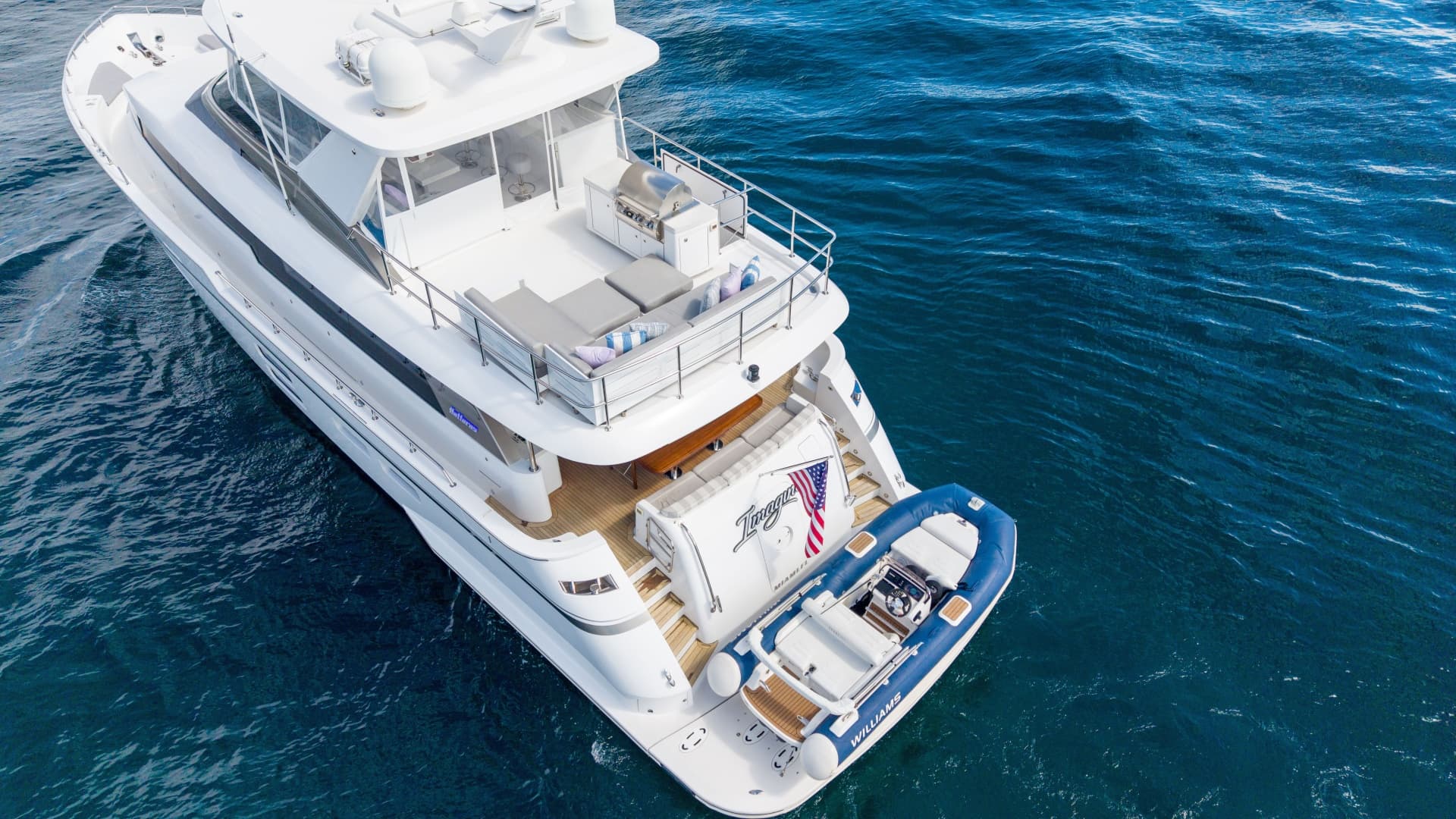 2018 Hatteras M75