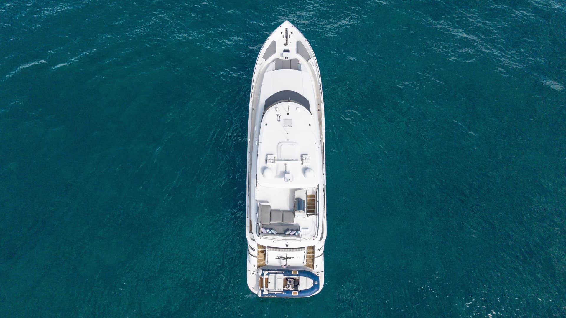 2018 Hatteras M75
