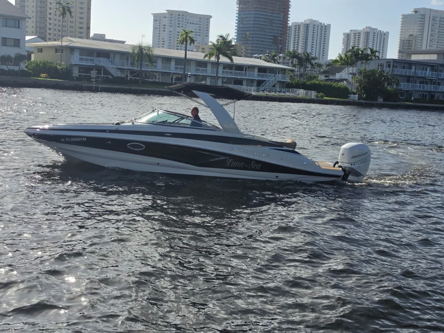 2022 Crownline 
