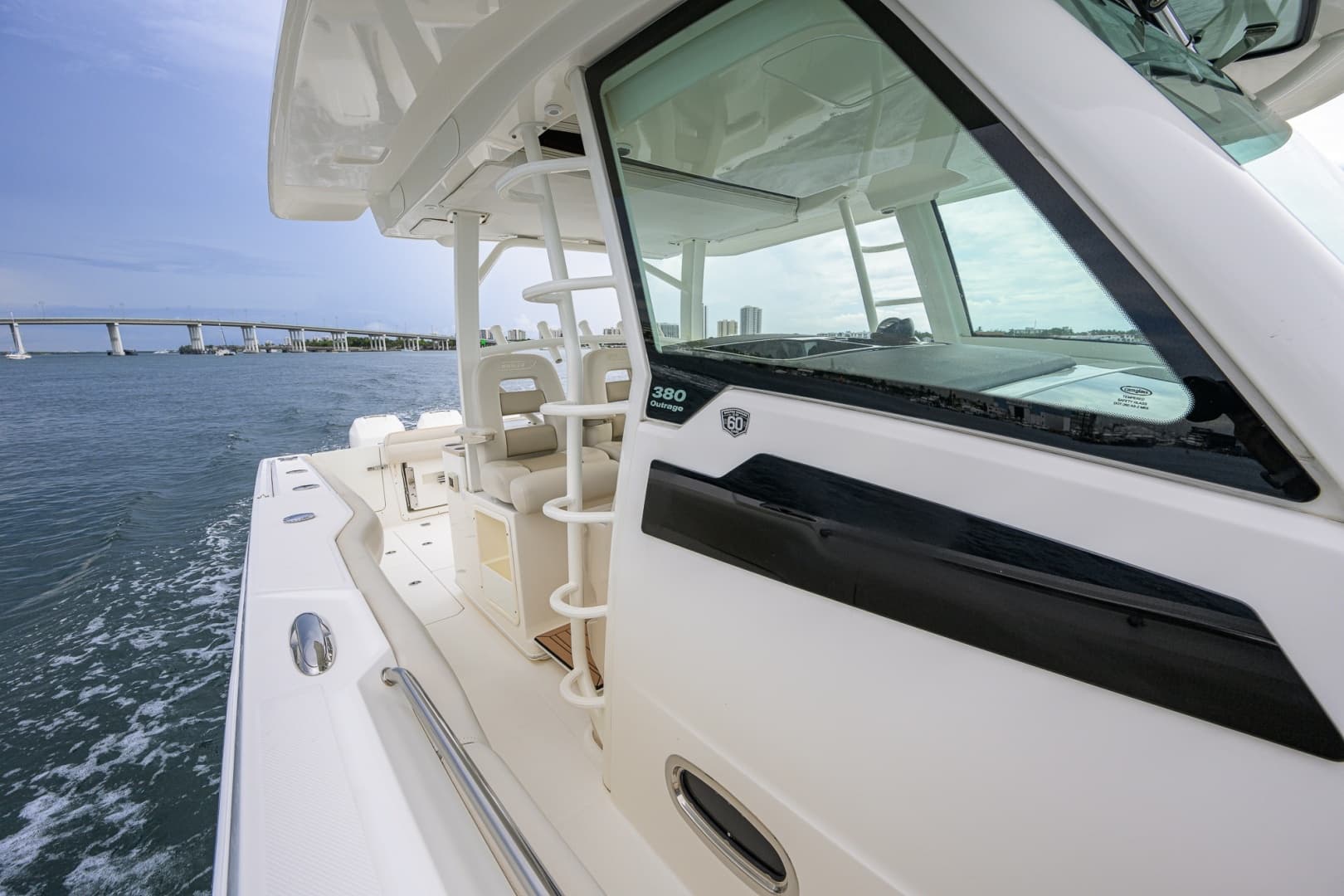 2018 Boston Whaler 380 Outrage