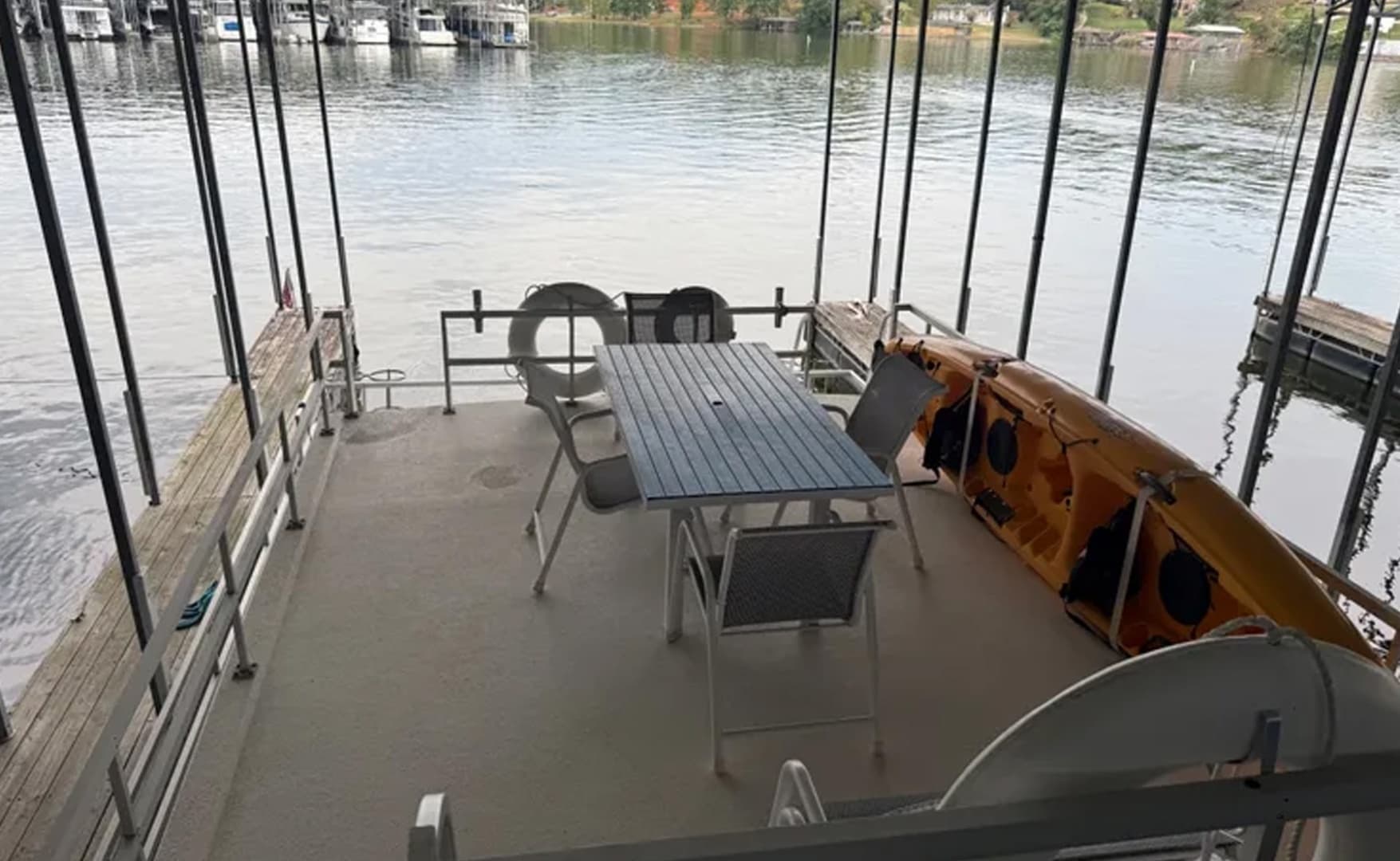 2006 Gibson 5500 LS