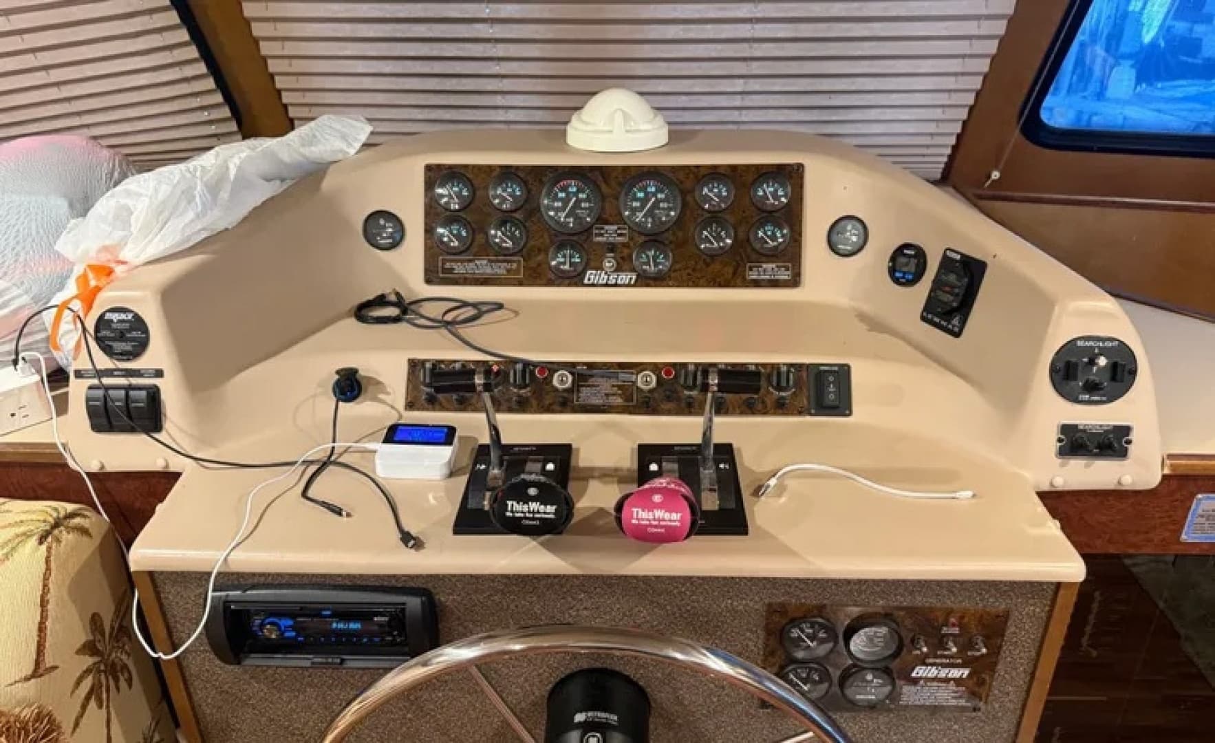 2006 Gibson 5500 LS