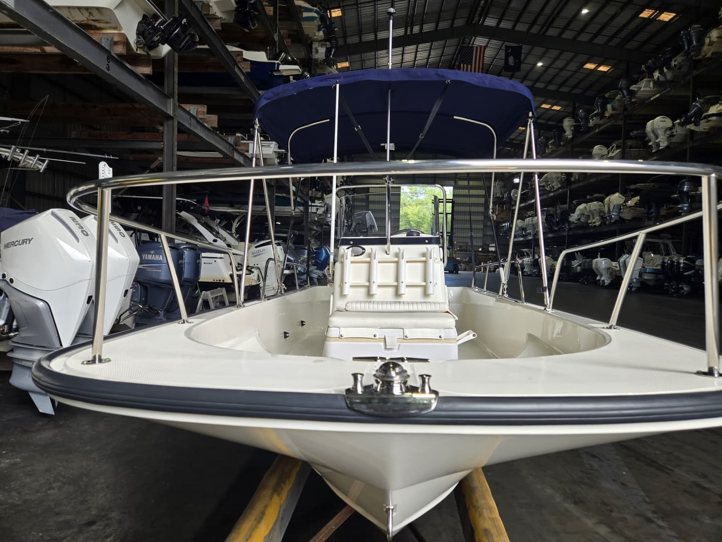 2010 Boston Whaler 170 Montauk