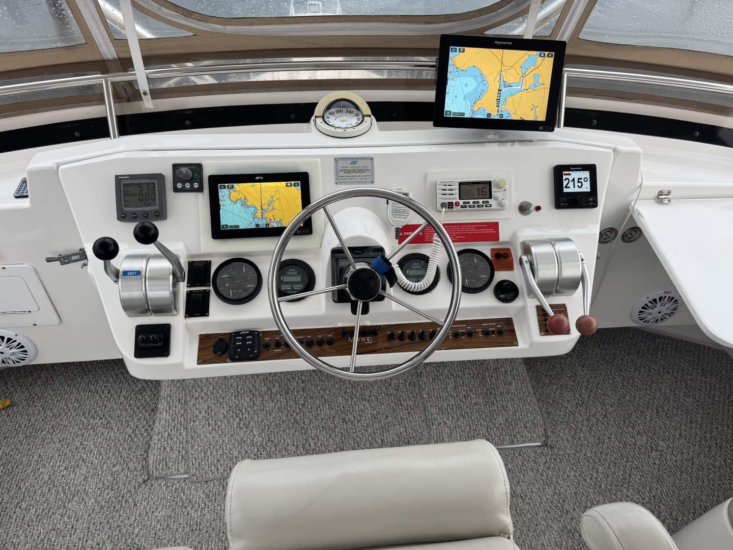 2004 Mainship 