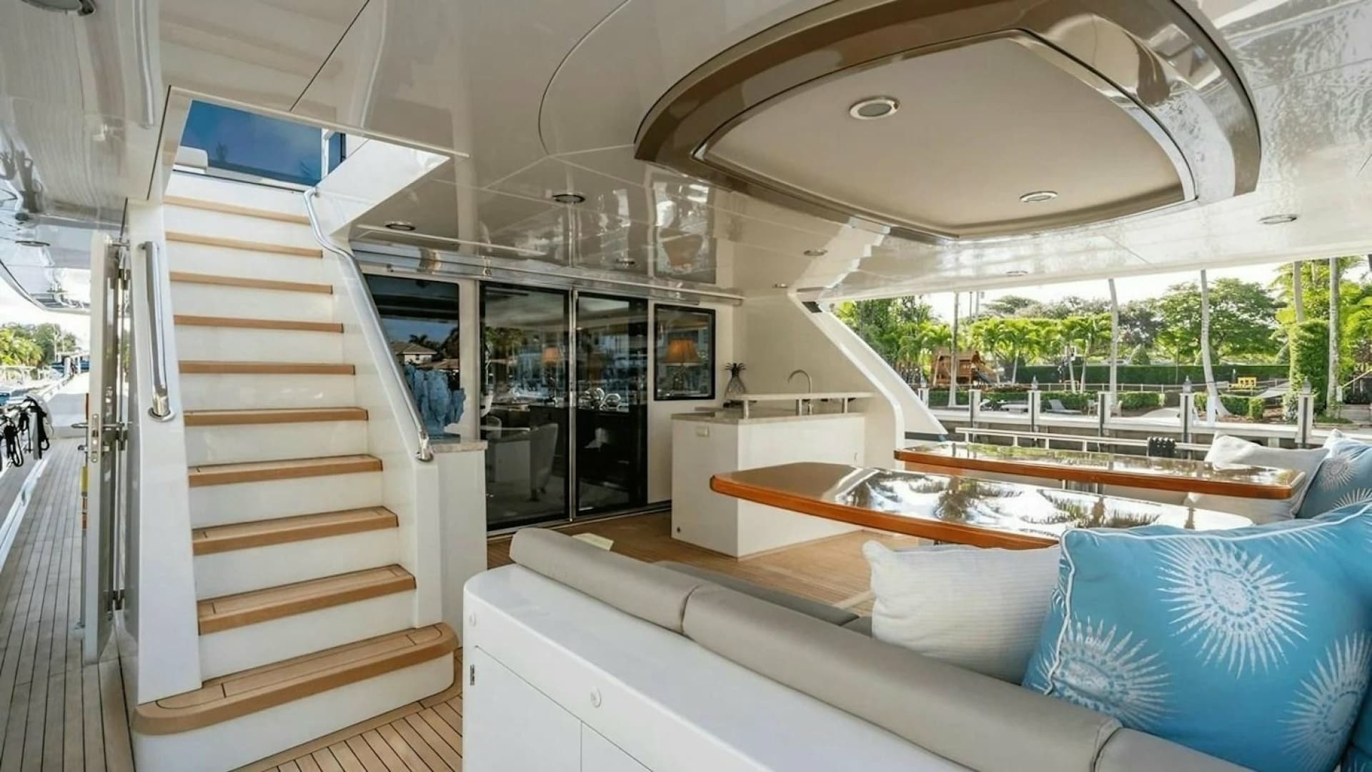 Aft Deck 