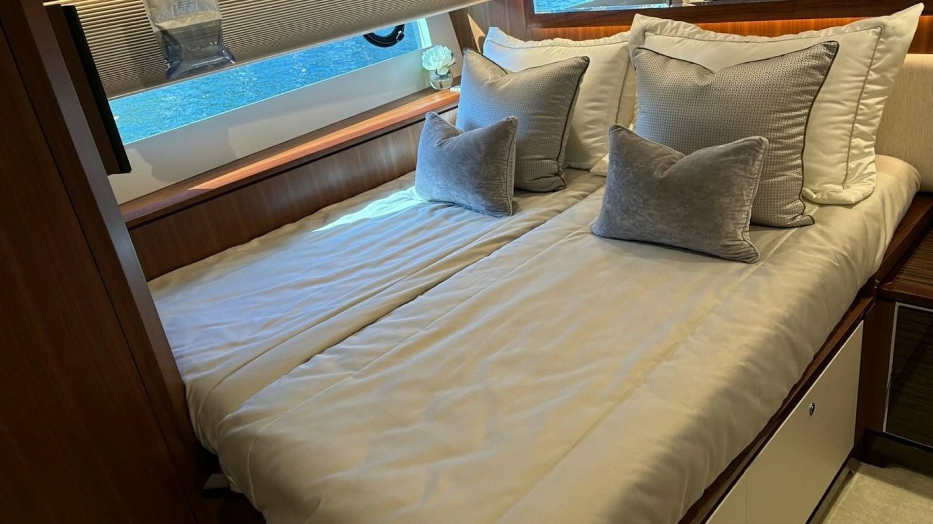 Twin Stateroom