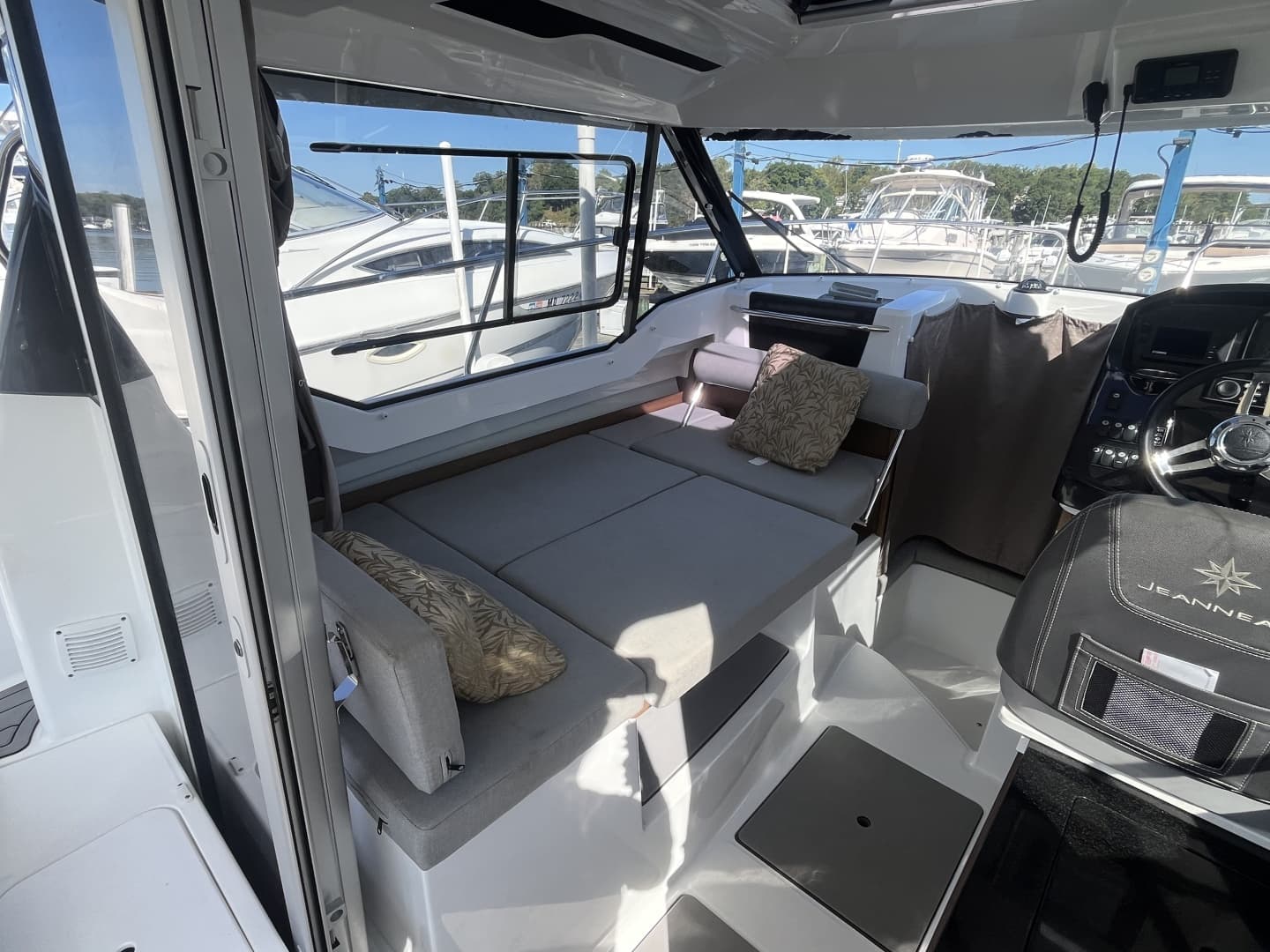 2020 Jeanneau NC 795