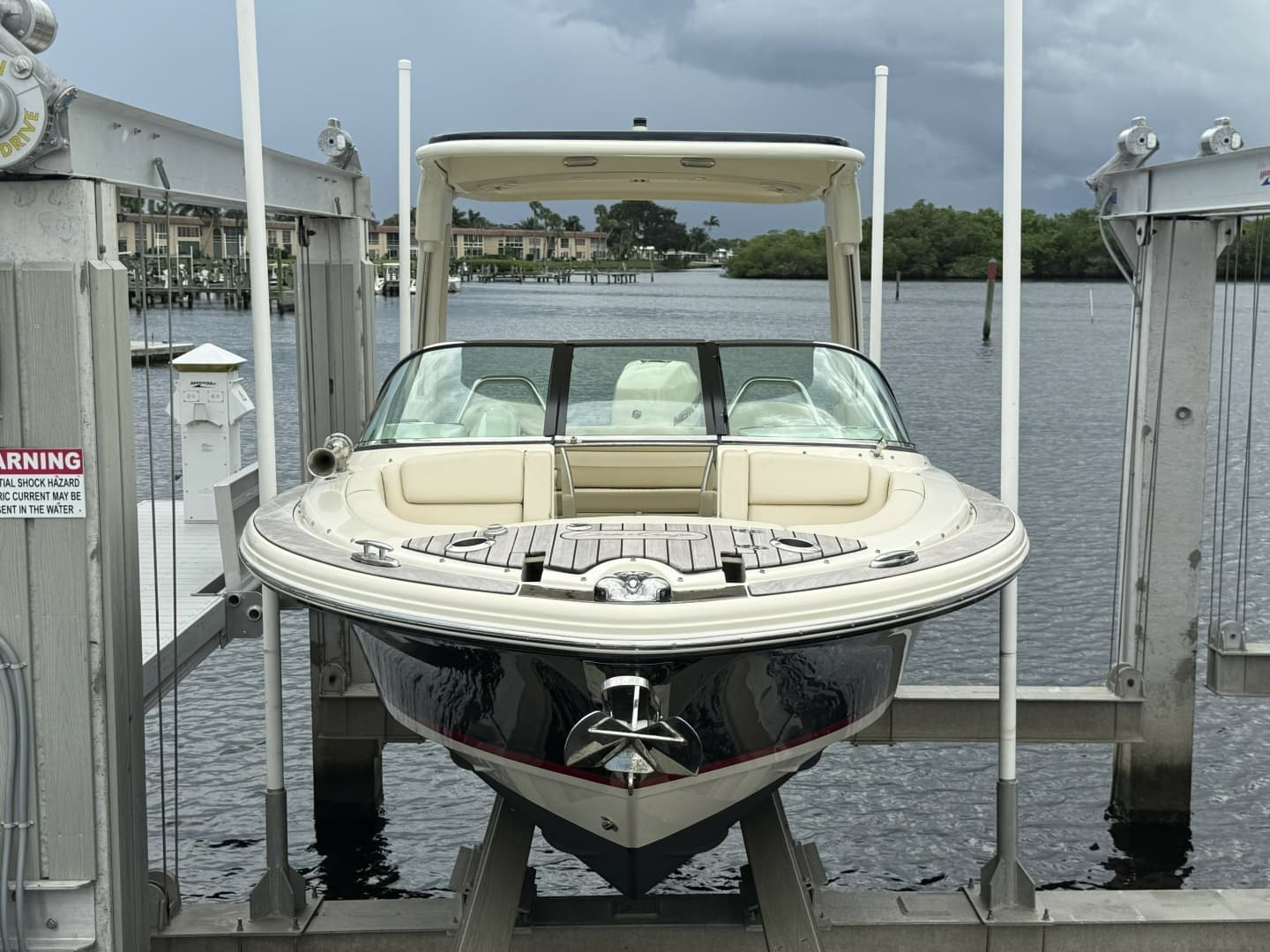 2022 Chris-Craft Launch 25 GT