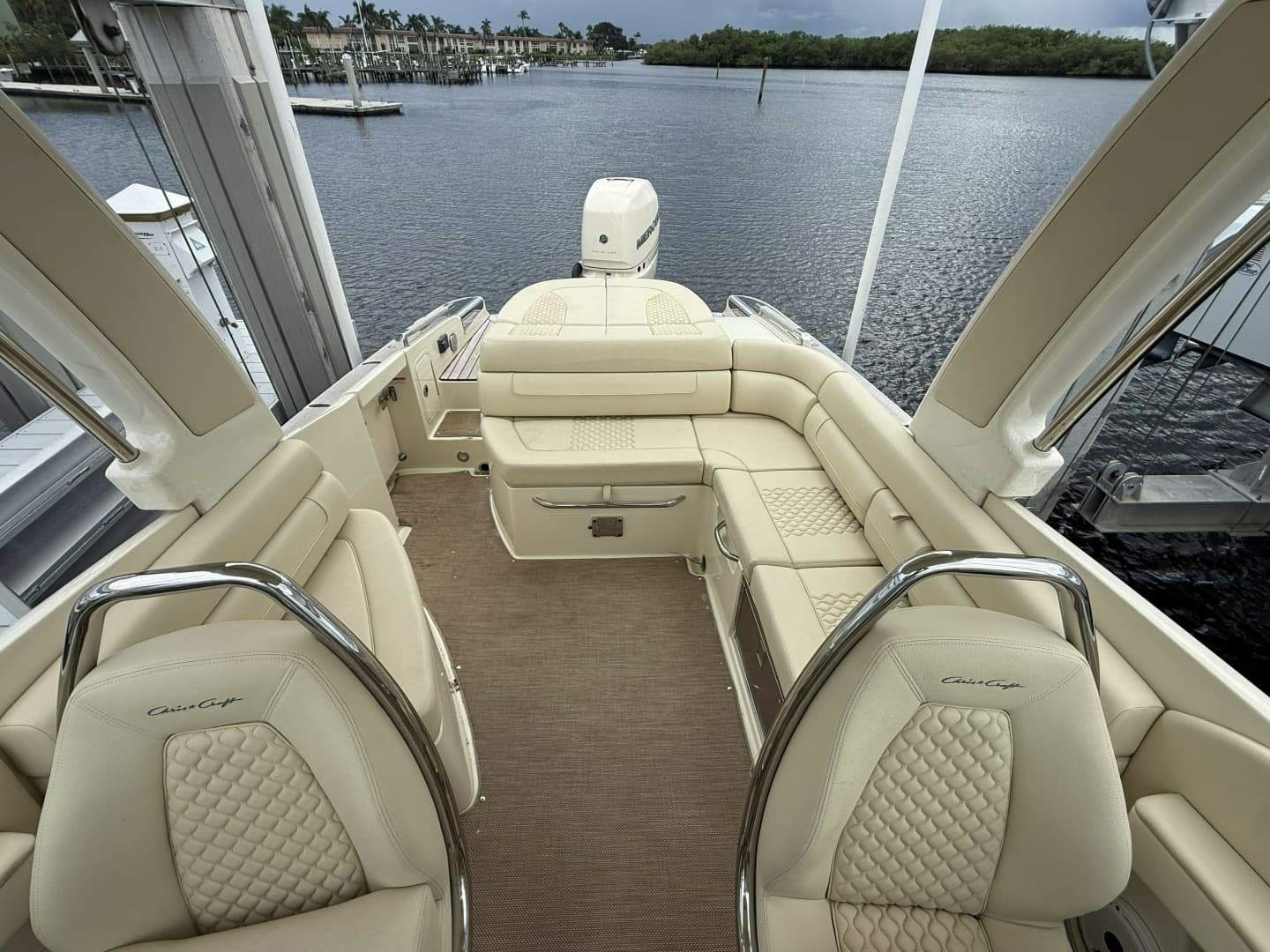2022 Chris-Craft Launch 25 GT