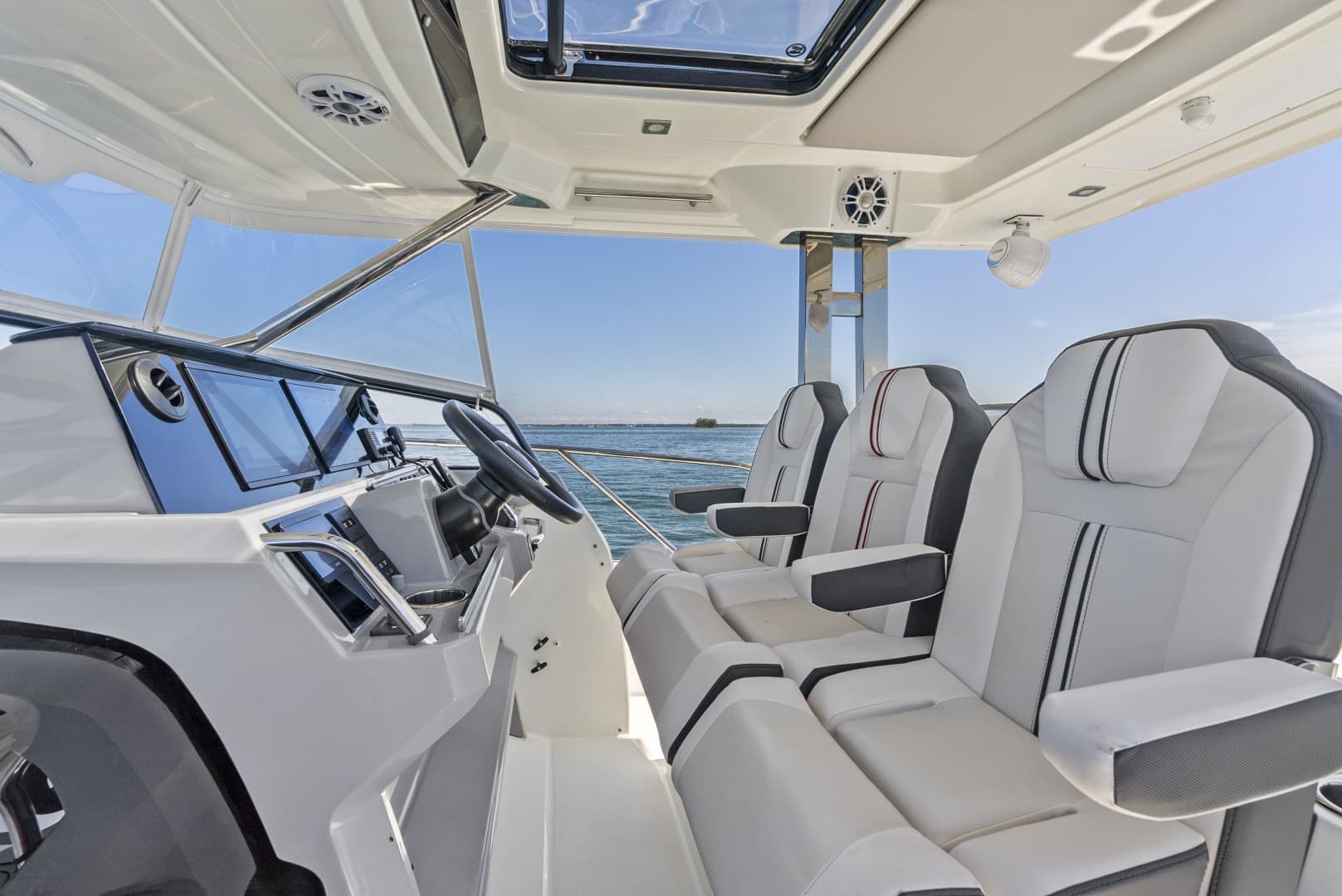 2024 Jeanneau Leader 10.5 WA