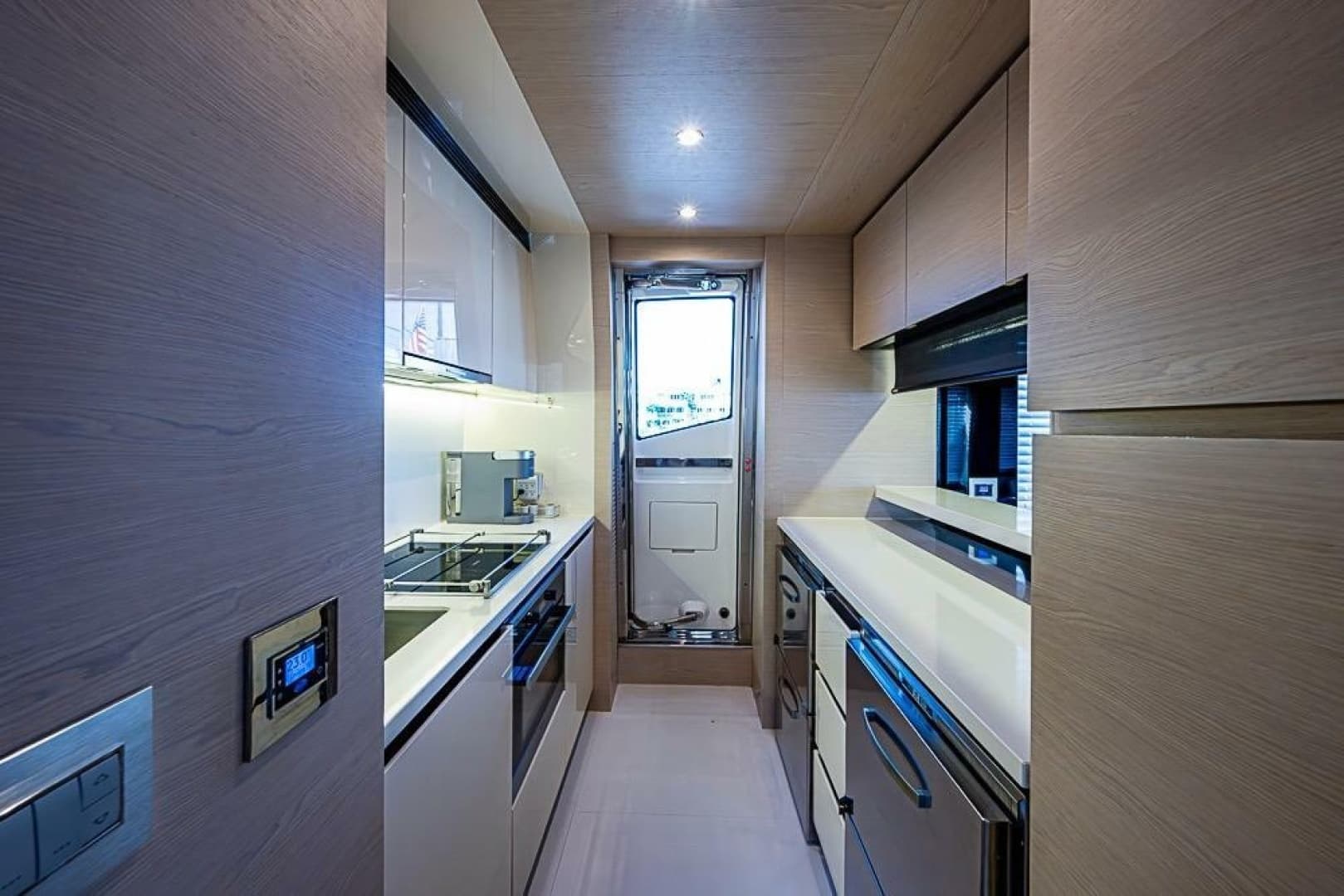 2017 Azimut 80